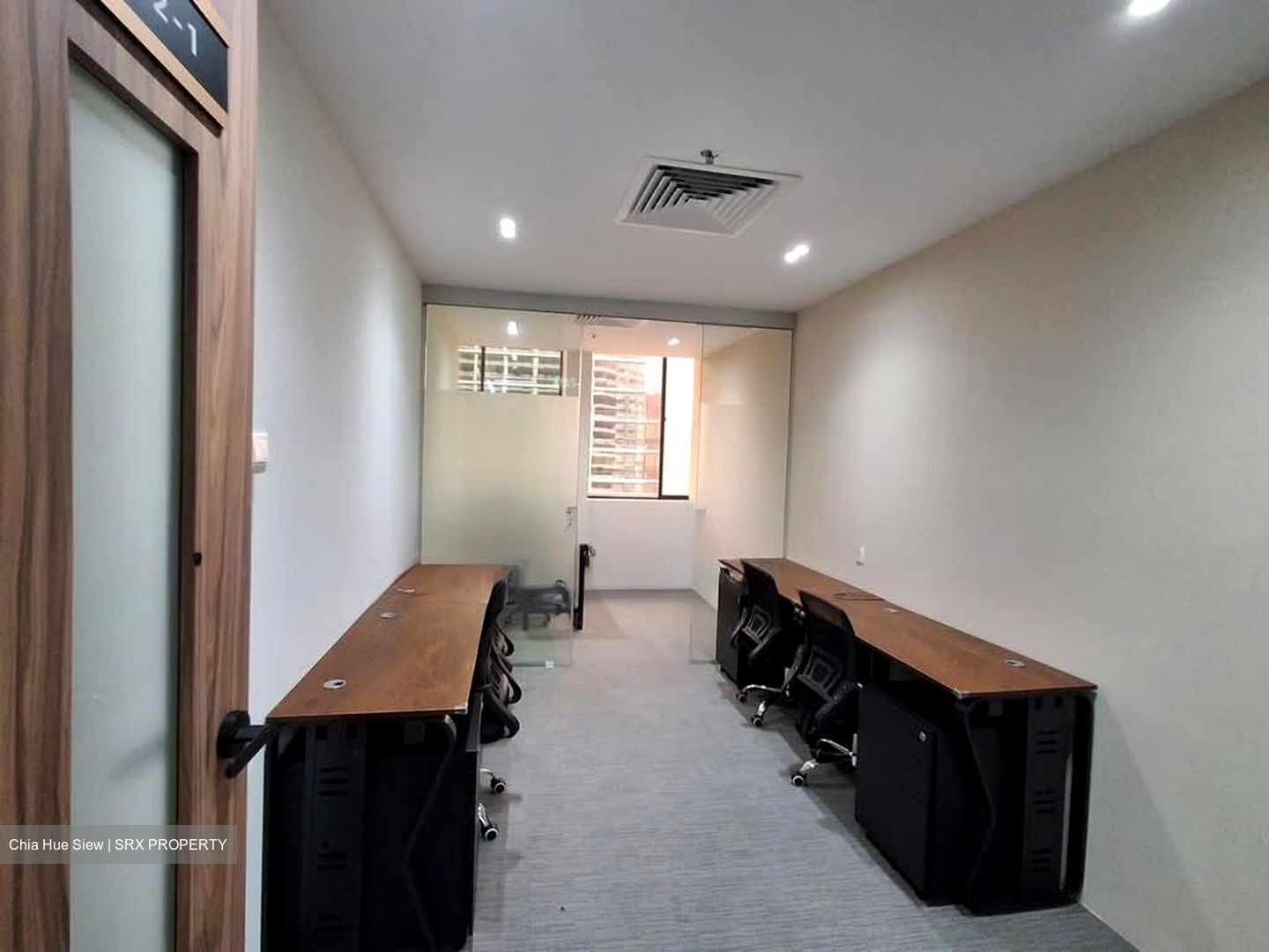 International Plaza (D2), Office #554776831